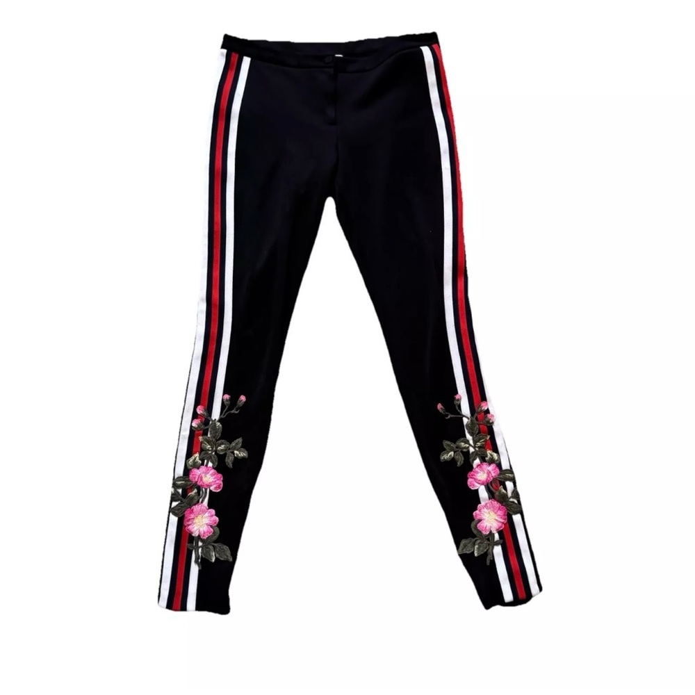 Gucci Black Floral Embroidered Leggings
